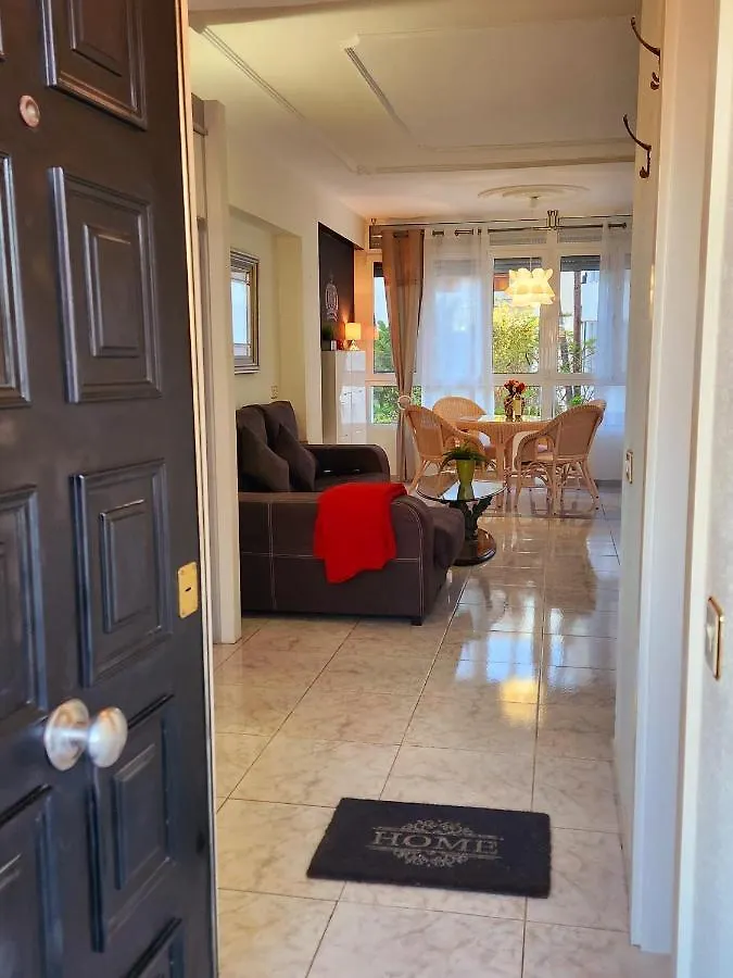 Yumbo Queen Apartment San Bartolome de Tirajana